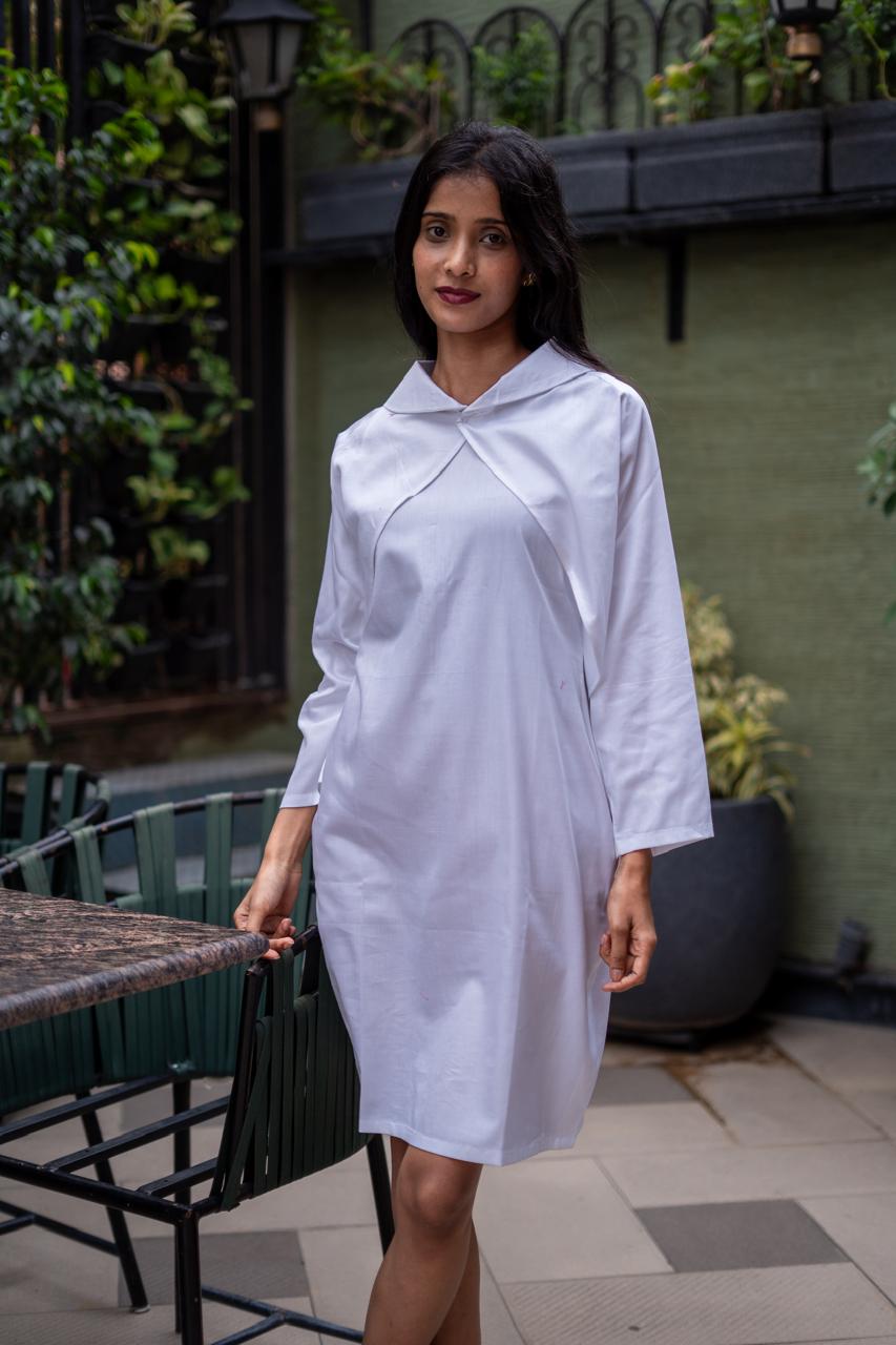 White Lapel Neck Shift Dress